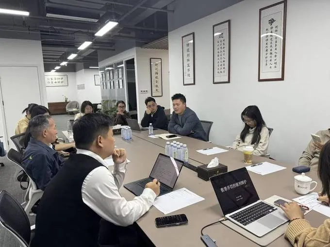 靖霖南京所刑辩道场内训现场